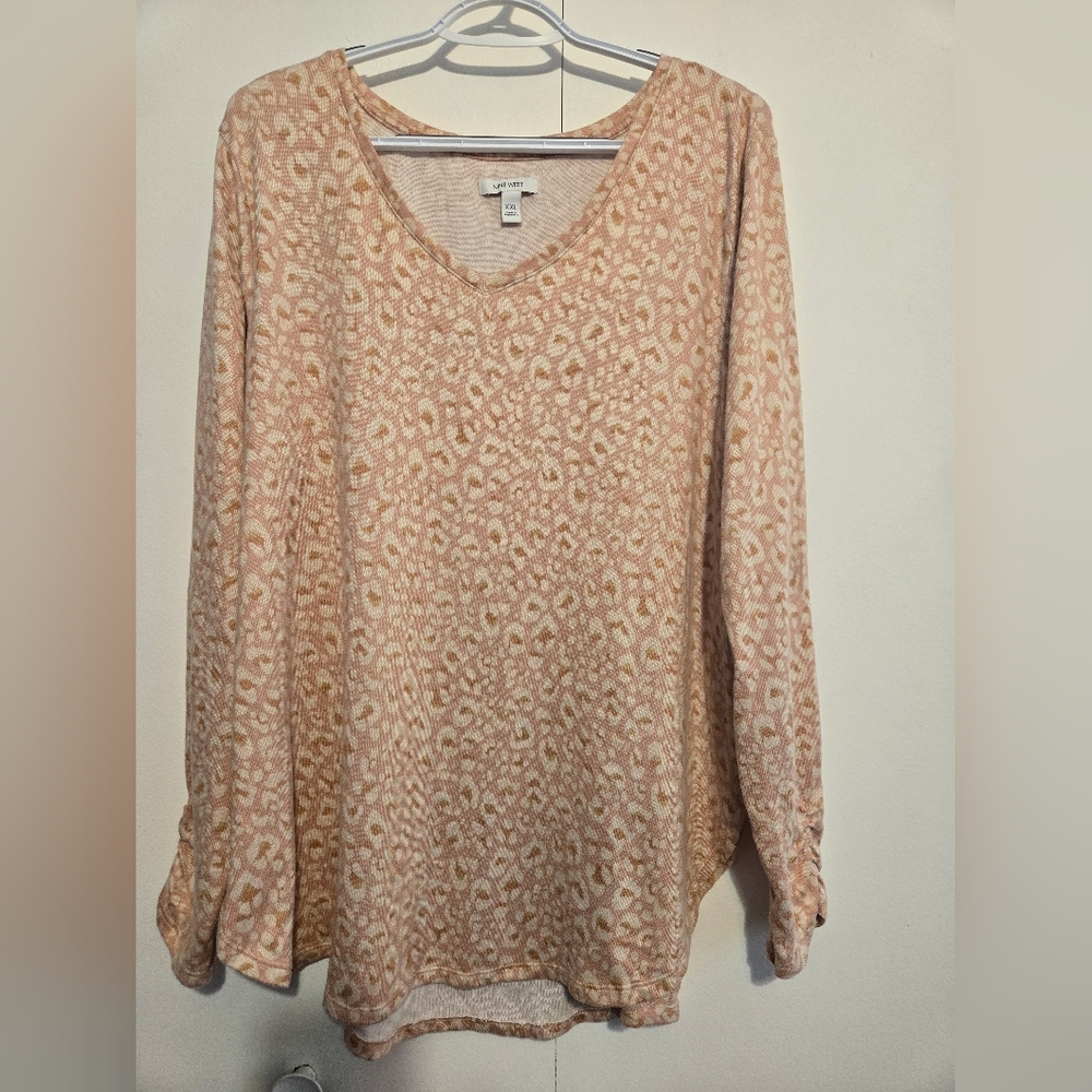 Nine West Leopard Print V-Neck Women's Top- Size XXL